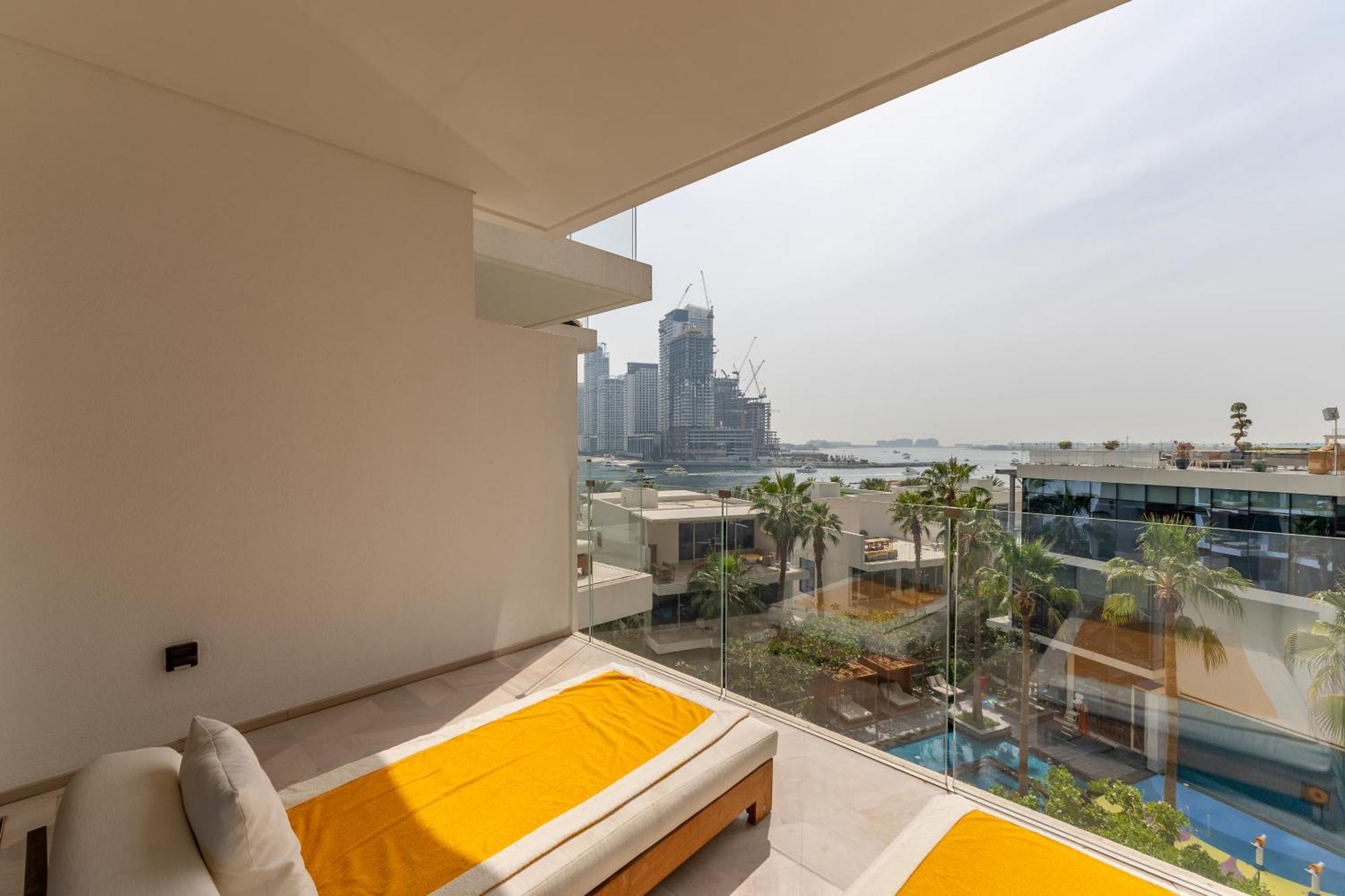Five Palm Jumeirah Residences - Mint Stay Дубай Екстер'єр фото